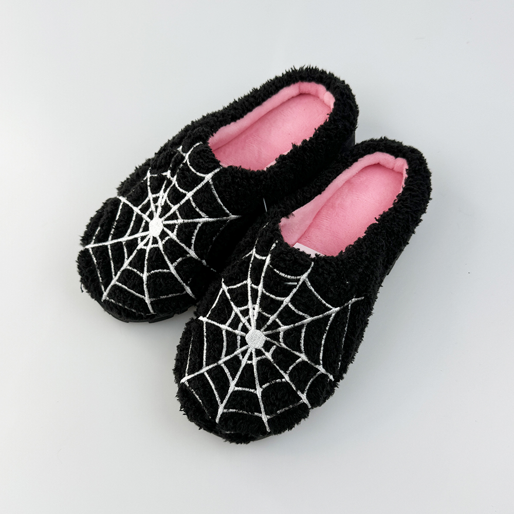 Chaussons de maison en peluche en toile d'araignée, joyeux jour d'Halloween