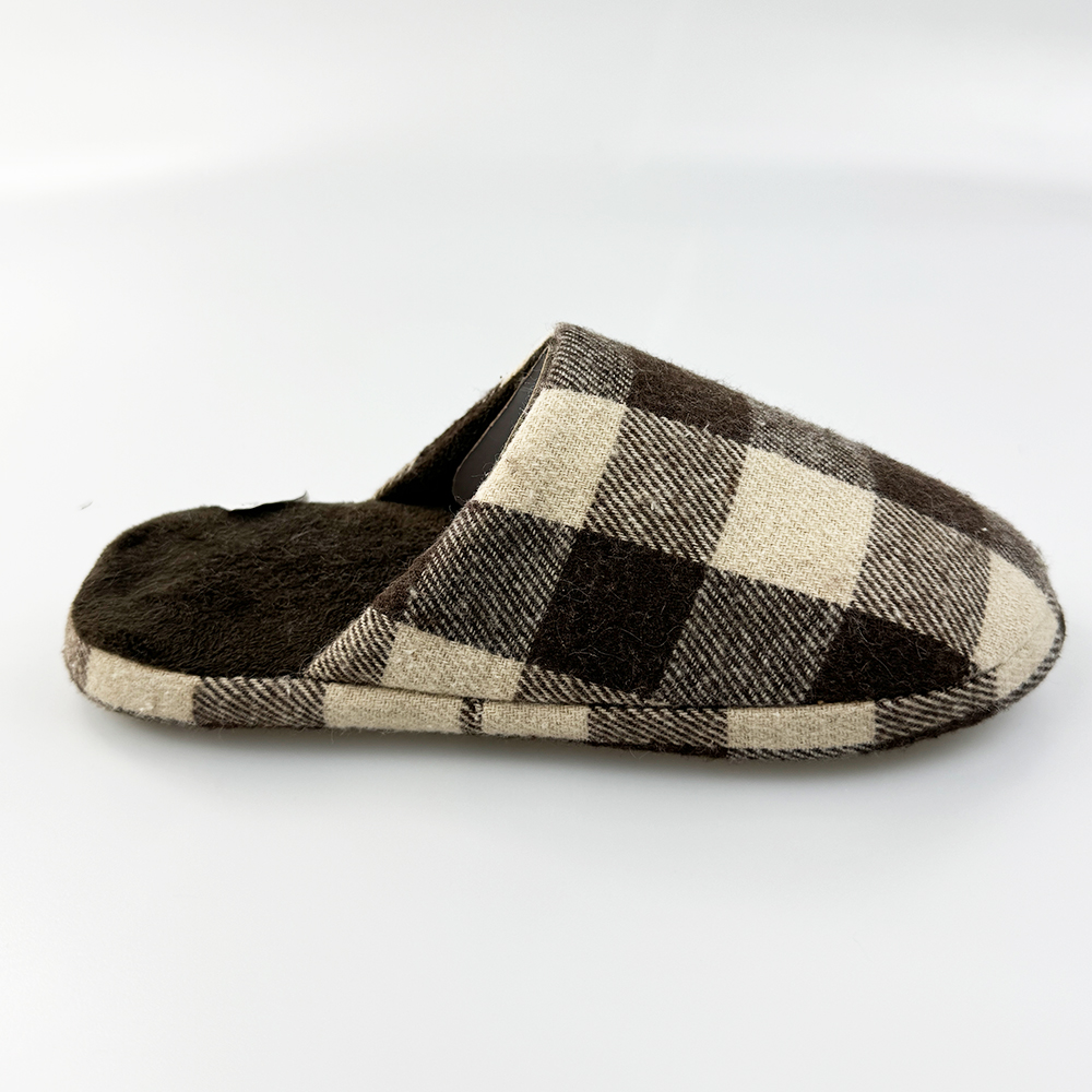 Checkered Home Slippers Women Fuzzy Memory Foam Men House Slippers Fluffy Preppy Slippers Bedroom Closed Toe Sandals